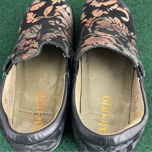 Alegria Kara Floral Slip On Clogs - Picture 8 of 11